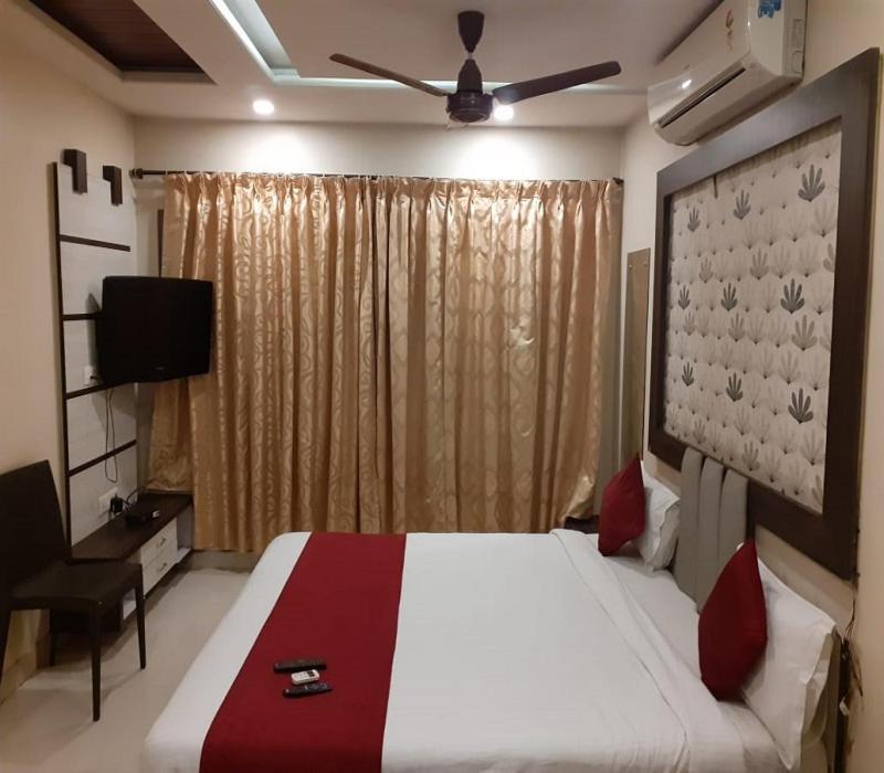 Hotel White House Pune Zewnętrze zdjęcie